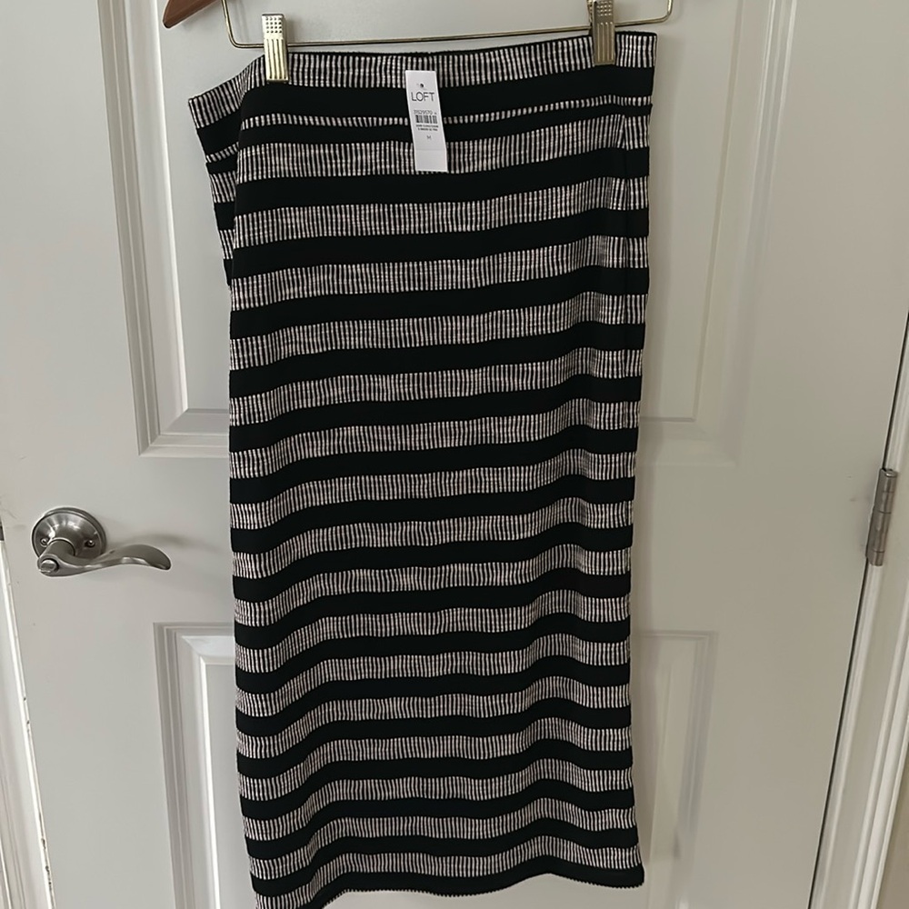 LOFT NWT Striped Black & Tan Maxi Skirt Size Medium